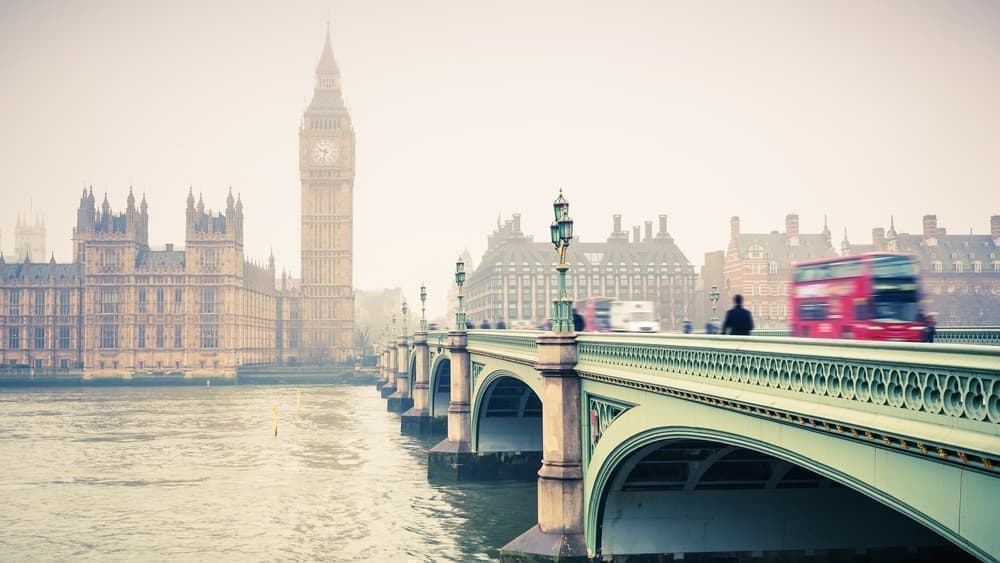 Trump Tells U.K. to ‘Fight for Yourself’ as Fuel Crisis Deepens