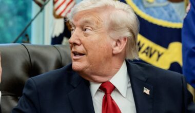 Trump: Putin offered to help settle Iranian nuclear enrichment impasse | Donald Trump