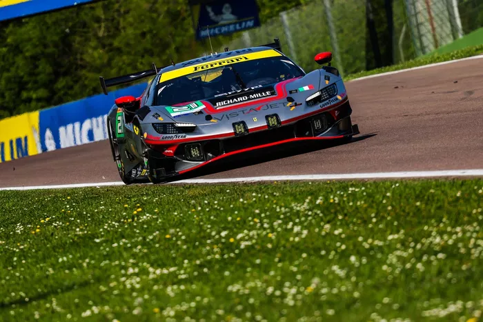 #21 AF Corse Ferrari 296 LMGT3 EVO: François Heriau, Simon Mann, Alessio Rovera