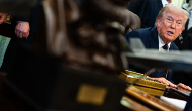 Trump Cancels Witkoff and Kushner’s Trip for Iran Talks, Saying, ‘We Have All the Cards.’