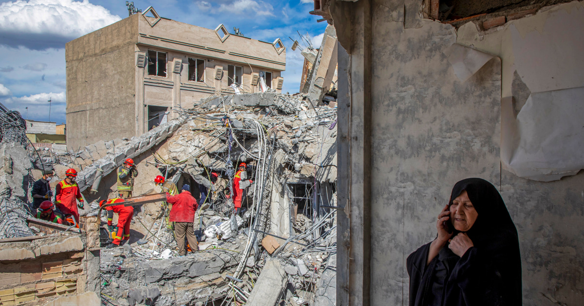 Trump's Iran threats alarm war crimes experts