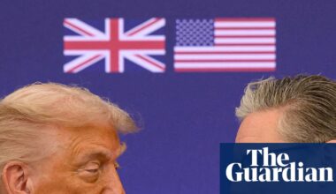 Trump uses Neville Chamberlain jibe to mock Starmer over stance on Iran | Donald Trump