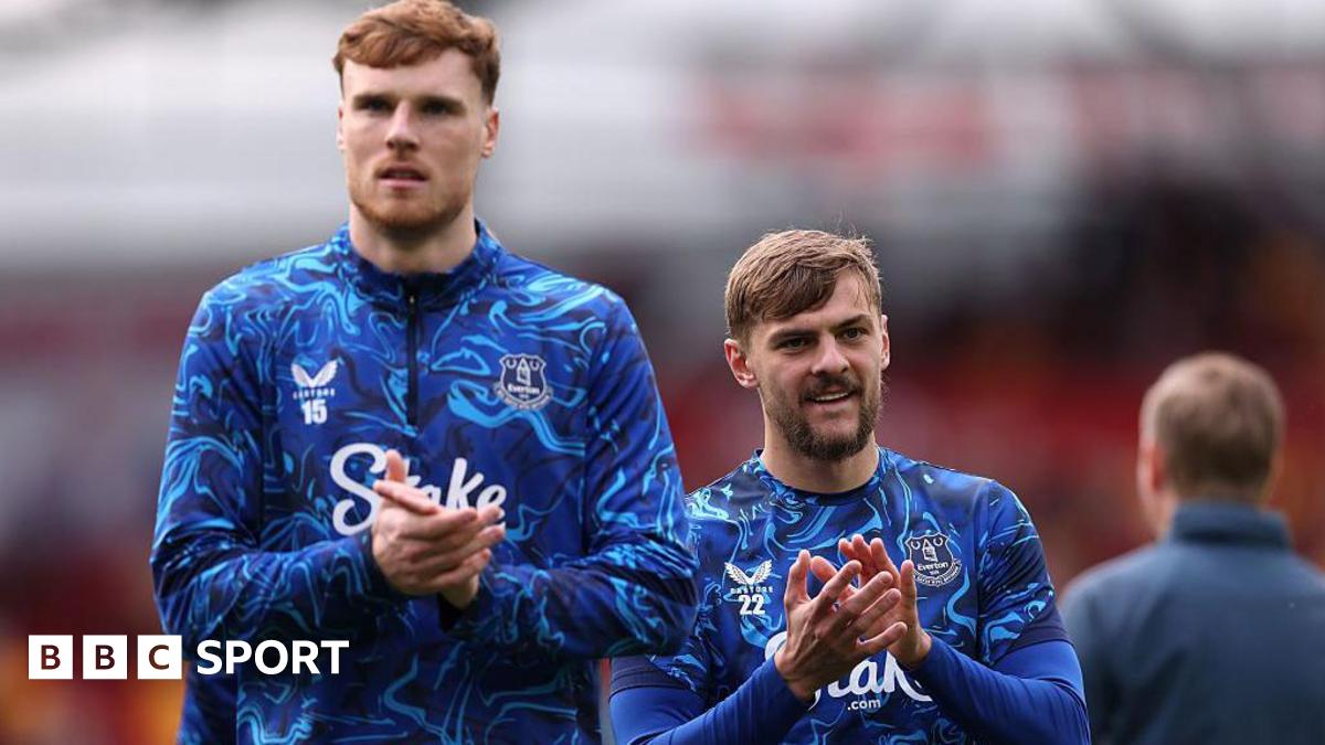 Premier League LIVE: Build-up, team news, score and live text updates - Arsenal v Bournemouth, Brentford v Everton, Burnley v Brighton & Liverpool v Fulham