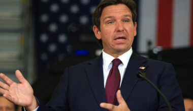 Florida Republicans Refuse to Take Up DeSantis Bill Loosening Vaccine Mandates