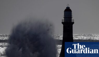 Gale-force winds forecast across northern UK over Easter weekend | UK weather