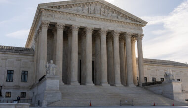 Live Updates: Supreme Court Considers Trump’s Bid to End Deportation Protections