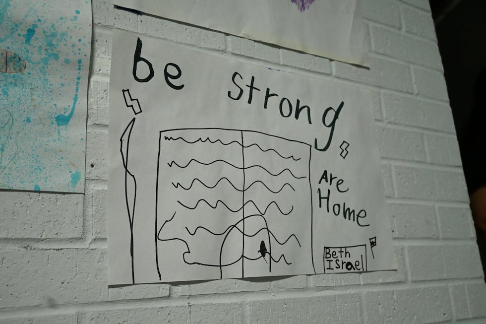 A child's drawing urging the congregation to be strong in the wake of an arson attack on Beth...