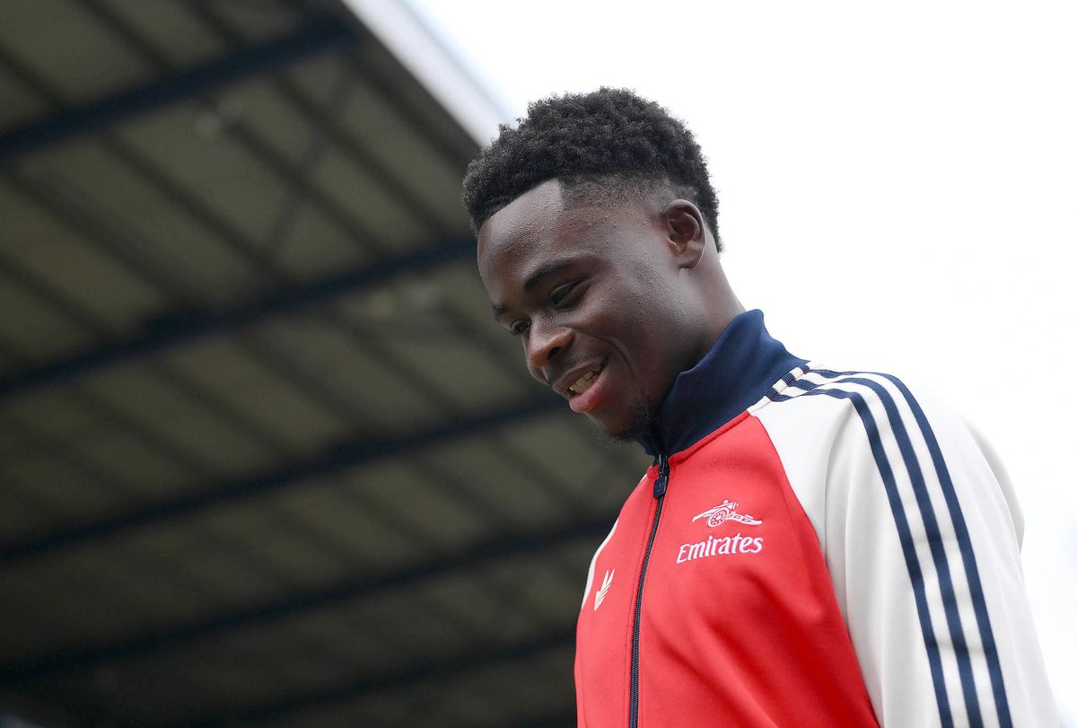 Bukayo Saka walks