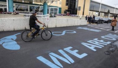 Patient stabbed in Edmonton ER waiting room as dozens witness attack