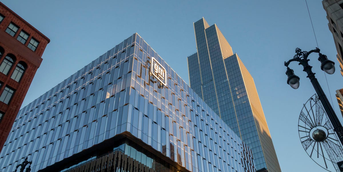 GM Earnings Rise, But Iran War Threatens Cost Gains