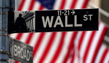 S&P 500, Dow, Nasdaq fall as tech sector pulls back, US-Iran truce in focus