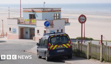 Man appears in court after deaths of four migrants trying to cross channel - BBC