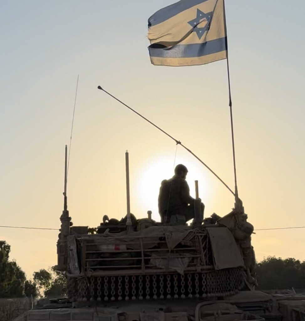 The Blogs: An Olive-Green Seder | Tuvia Book