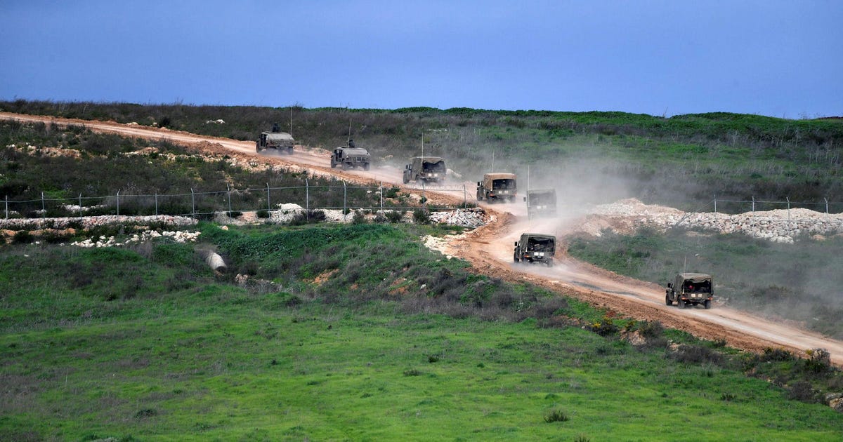 U.S.-Iran Cease-fire | Trump Says Iran Wants to Make Deal 'Very Badly,' Praises Vance for Negotiations