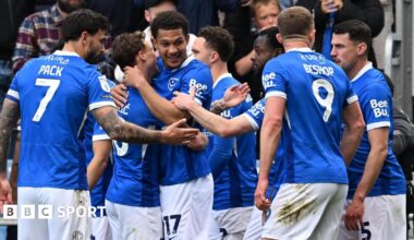 Championship LIVE: Build-up, team news, score & live text updates