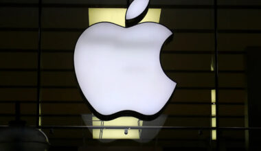 Apple tops Q2 earnings estimates on strong iPhone, China sales