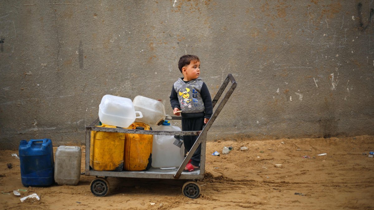 Israel weaponizing Gaza water access 'collective punishment': MSF