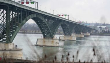 Canada seized 3.7 tonnes of cocaine at border in nine-month period