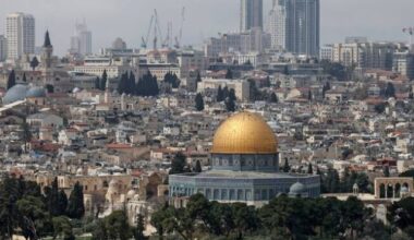 Al-Aqsa Mosque closed by Israel for 34th successive day｜Arab News Japan