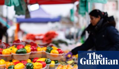 How could strait of Hormuz closure affect UK food and medicine supplies? | Strait of Hormuz