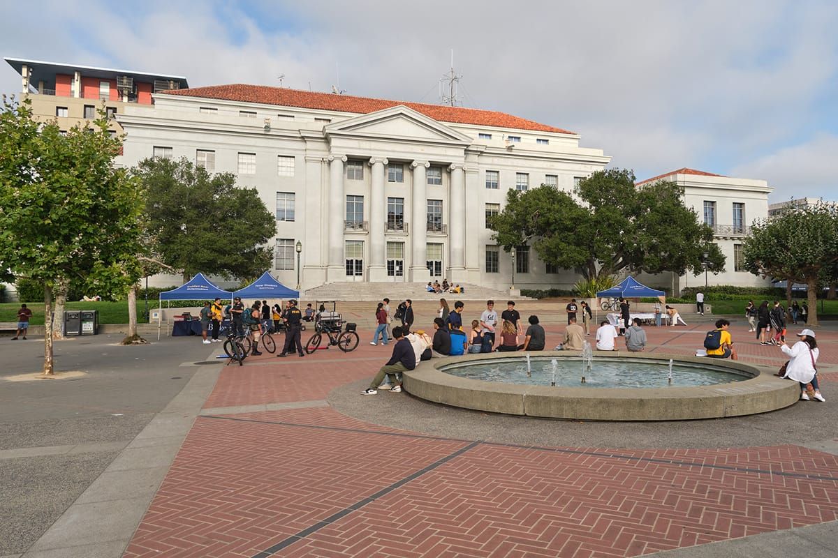 Deceased man found in bushes on UC Berkeley campus