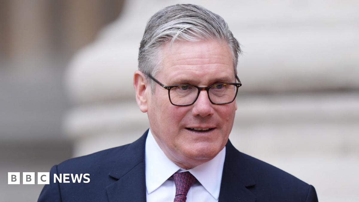 Thin, red banner promoting the Politics Essential newsletter with text saying, “Top political analysis in your inbox every day”. There is also an image of the Houses of Parliament.