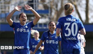 Chelsea 2-1 Tottenham: Veerle Buurman sends Blues into Women's FA Cup semis