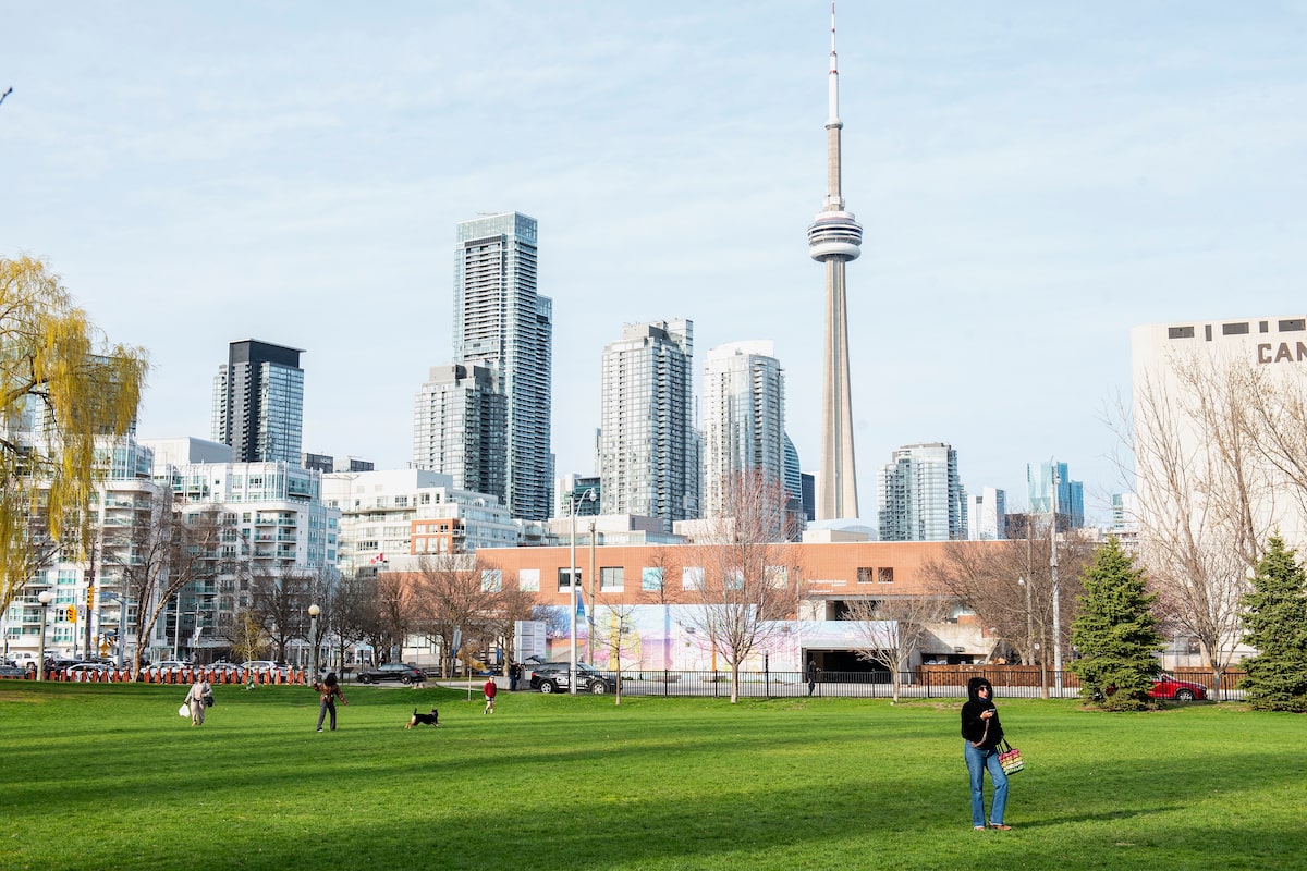 Ontario could seize most of Toronto Islands under proposed legislation, but province says it won’t