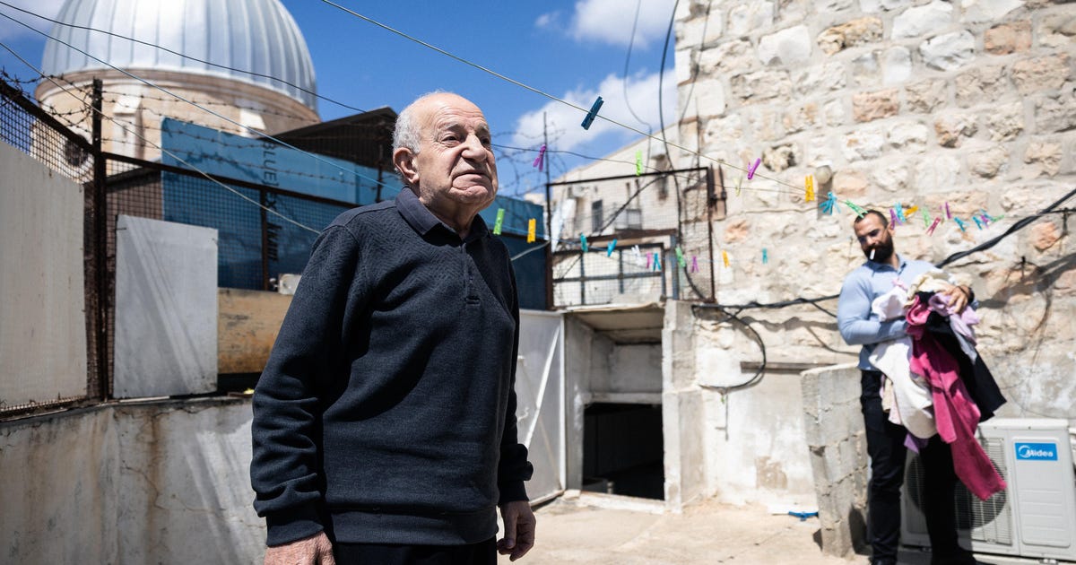 Israel Collaborating With Settlers to Expel Palestinians From Their Old City Homes