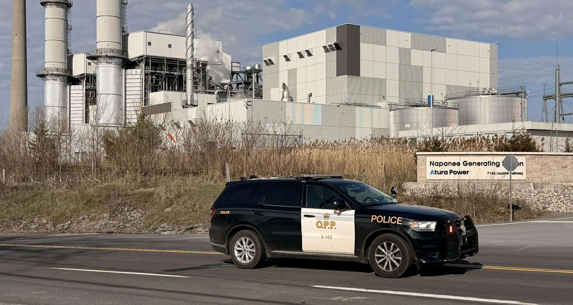 SIU, OPP investigating after vehicle enters Lake Ontario after Napanee police pursuit