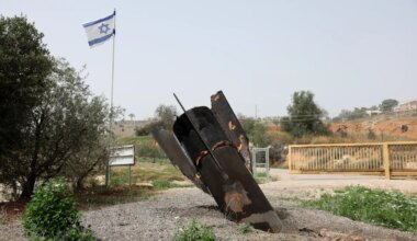 Trump warns Tehran ‘all hell will rain down’ in 48 hours