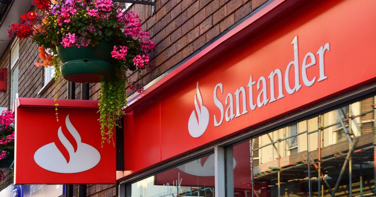 Santander to pay £829 compensation to customers | Personal Finance | Finance