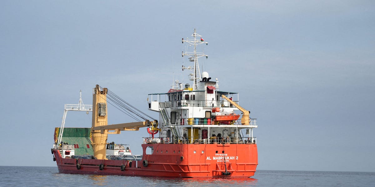 Iran's Military Says It Has Placed Hormuz Under Strict Control Again