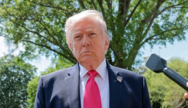 Trump Says US-Iran Peace Talks Will Resume in Pakistan on Monday