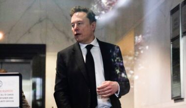 Musk Cites Meetings With Obama and Larry Page in OpenAI Trial