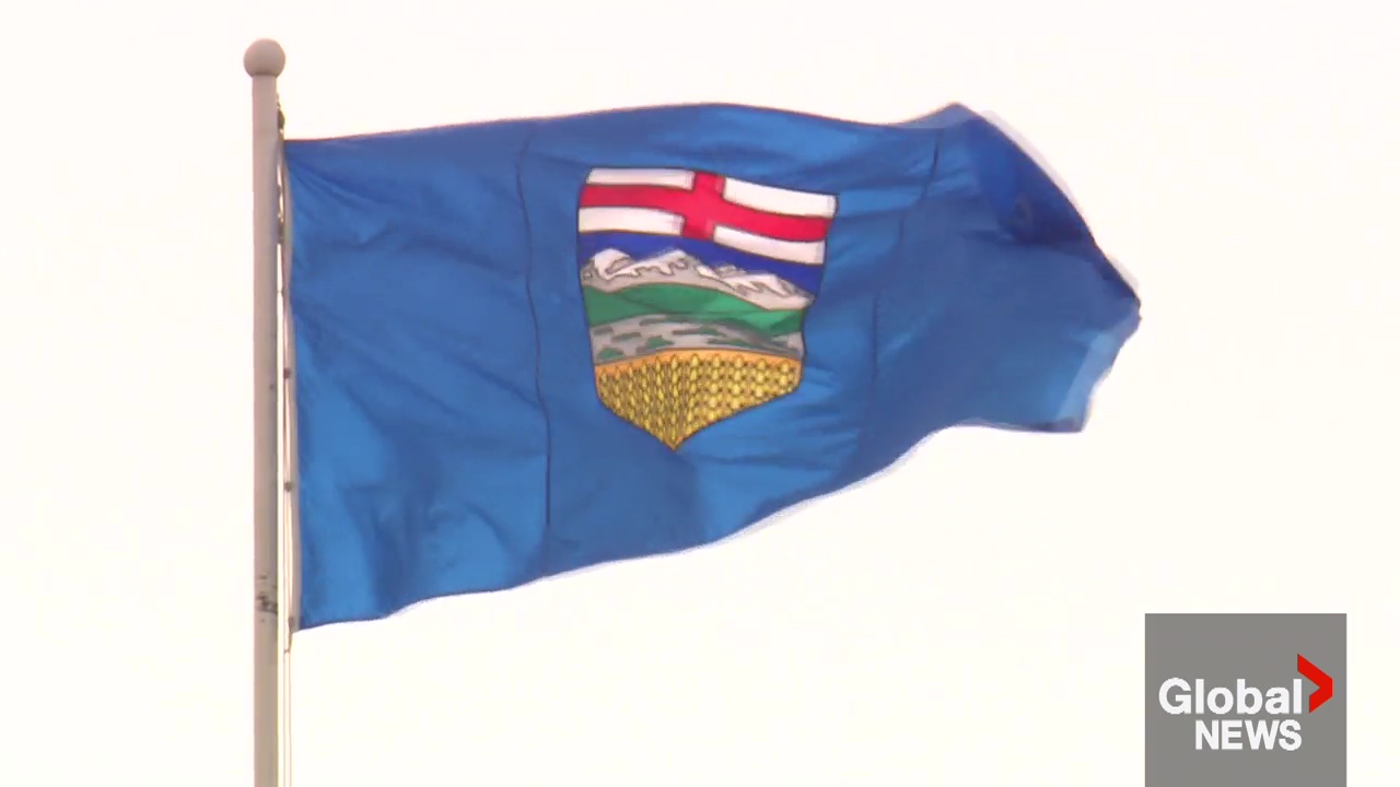 Click to play video: 'Alberta making daylight saving time permanent'