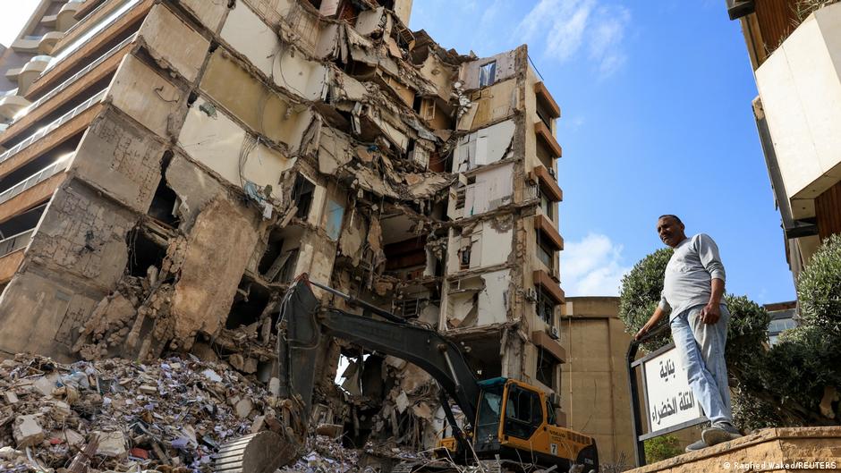 Vance heads to Pakistan for talks with Tehran