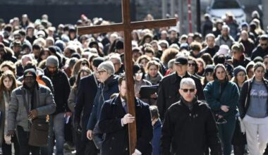 New secularism law is looming over Way of the Cross marches on Good Friday in Quebec - Montreal