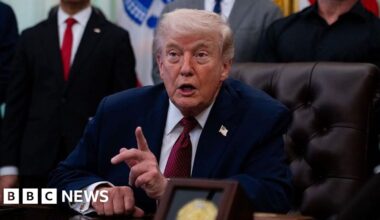 Trump claims Virginia redistricting election was 'rigged' - BBC