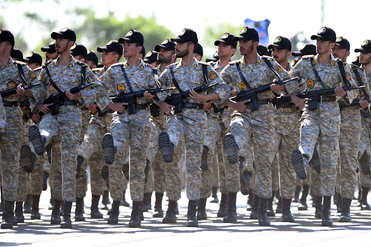 Iran Signals Long Multi-Front War as Trump Deadline Nears