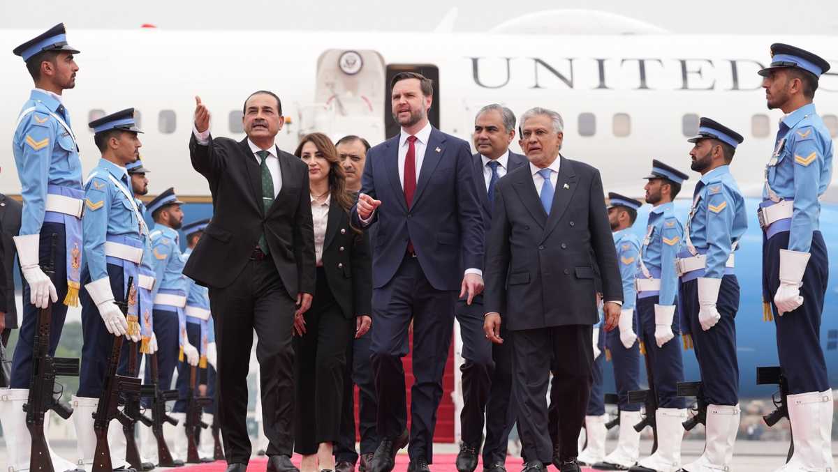 US-Iran talks set to bring together Vance, Iranian officials