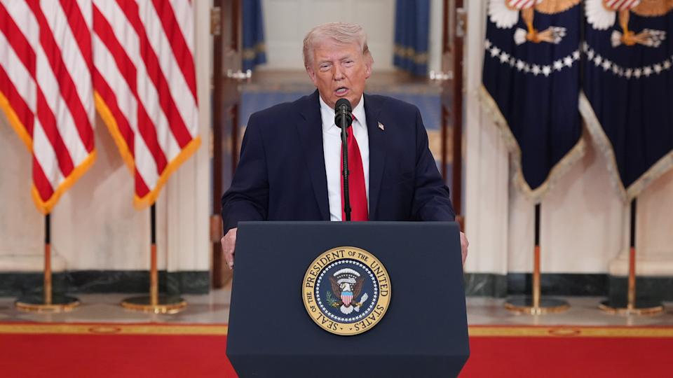 WASHINGTON, DC - APRIL 1: U.S. President Donald Trump speaks from the Cross Hall of the White House on April 1, 2026 in Washington, DC. Trump used the prime-time address to update the nation on the war in Iran.  (Photo by Alex Brandon-Pool/Getty Images)