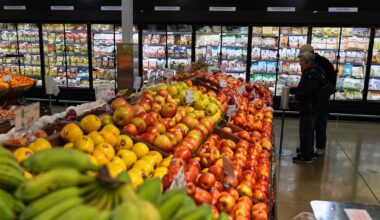 Canadians to get one-time groceries benefit payment this summer - CTV News