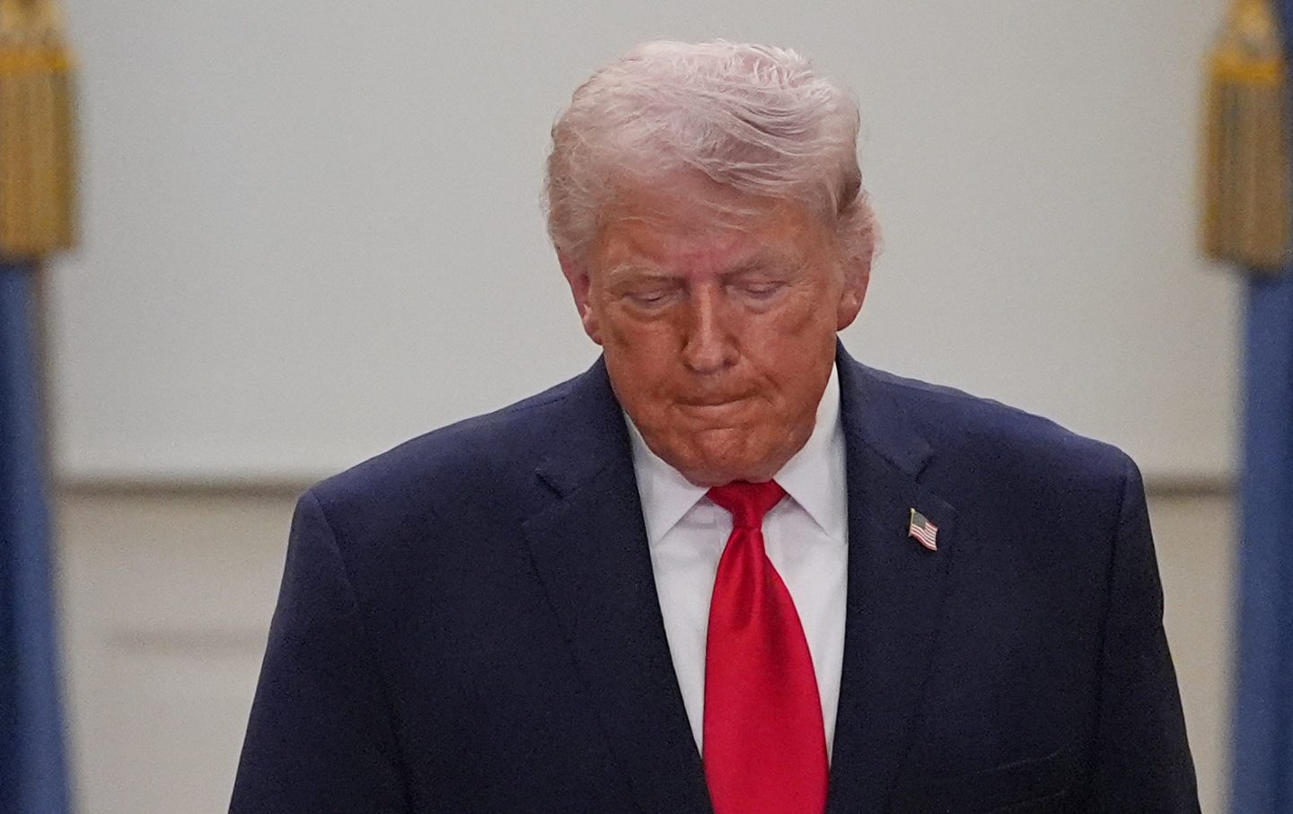 nald Trump walks from the Blue Room to speak about the Iran war from the Cross Hall of the White House on Wednesday, April 1, 2026.