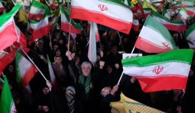 Iranian authorities remain defiant, urge supporters to stay in streets | US-Israel war on Iran News