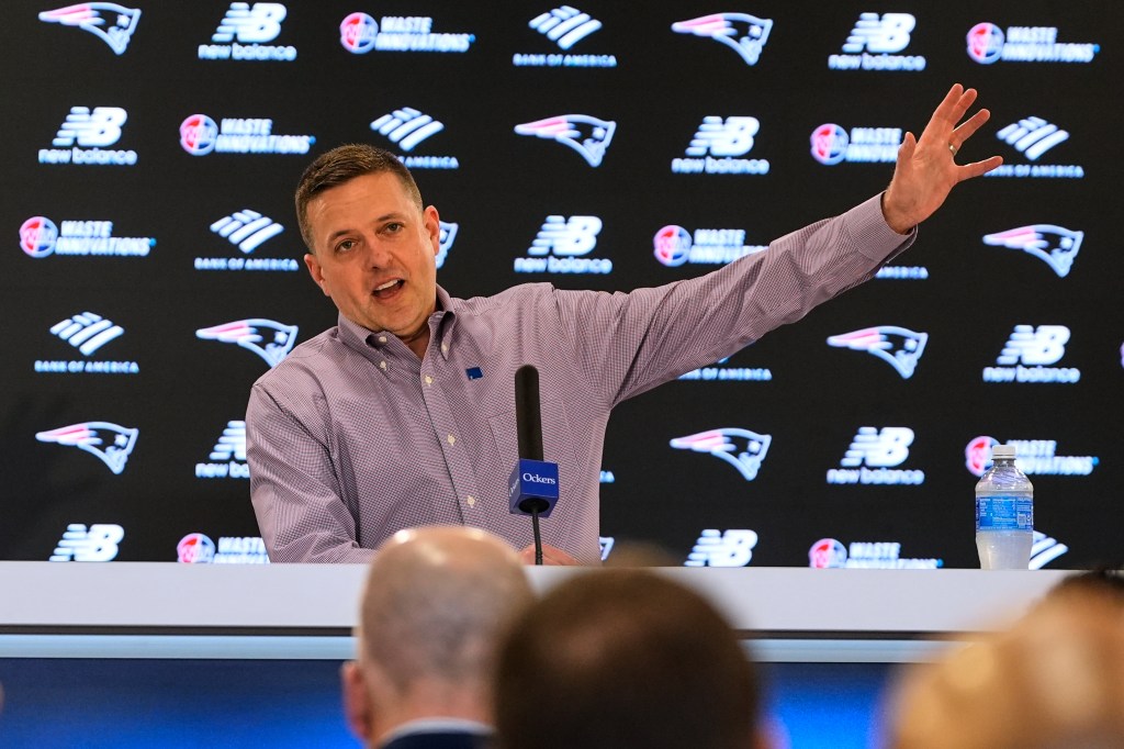 Who will Pats sign after NFL Draft?