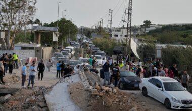 Displaced Lebanese families return home despite Israeli attacks | Israel attacks Lebanon News