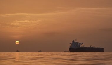 Iran wants Strait of Hormuz reopening tied to U.S. ending the war, officials say – NBC 5 Dallas-Fort Worth