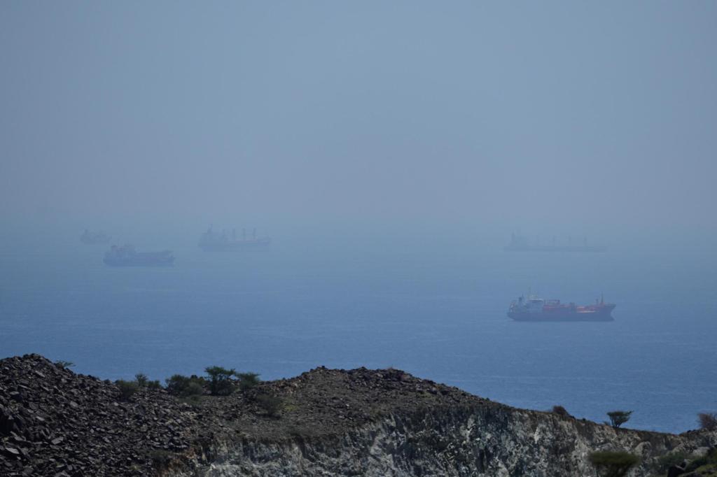 Iran fires on 3 ships in Strait of Hormuz, complicating US-Iran talks
