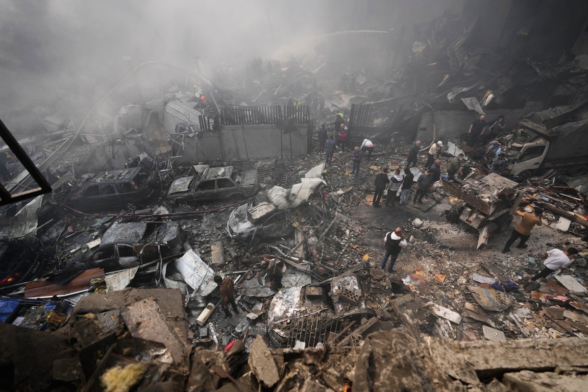 Iran-US war live: Trump says Iran will ‘never have a nuclear weapon’ while accusing Tehran of doing ‘poor job’ in Hormuz